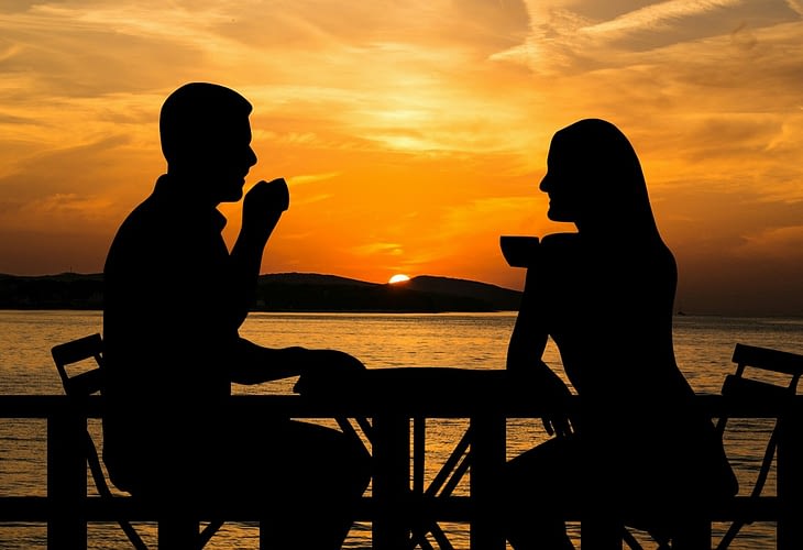 body language signs for attration